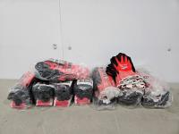 (41±) Pairs of Milwaukee Size 2XL Gloves and (28±) Pairs of XL Gloves