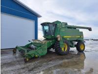 1999 John Deere 9610 Maximizer Combine