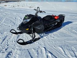 2018 Skidoo Summit SP Snowmobile