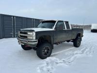 1998 Chevrolet C/K 1500 4X4 Extended Cab Pickup Truck