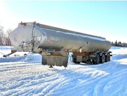 2006 ALLWELD MFG Tri-Axle Tanker