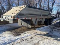 2003 Midland MG29MX2000 29 Ft T/A Clam Bottom Dump Trailer