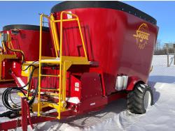 2022 Segue 700T S/A Twin Screw Mixer Feed Wagon