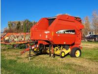 New Holland BR780A Round Baler